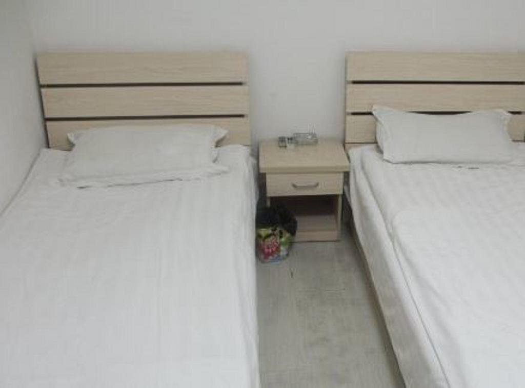 Даньдун: Dandong Kuandian Express Hotel
