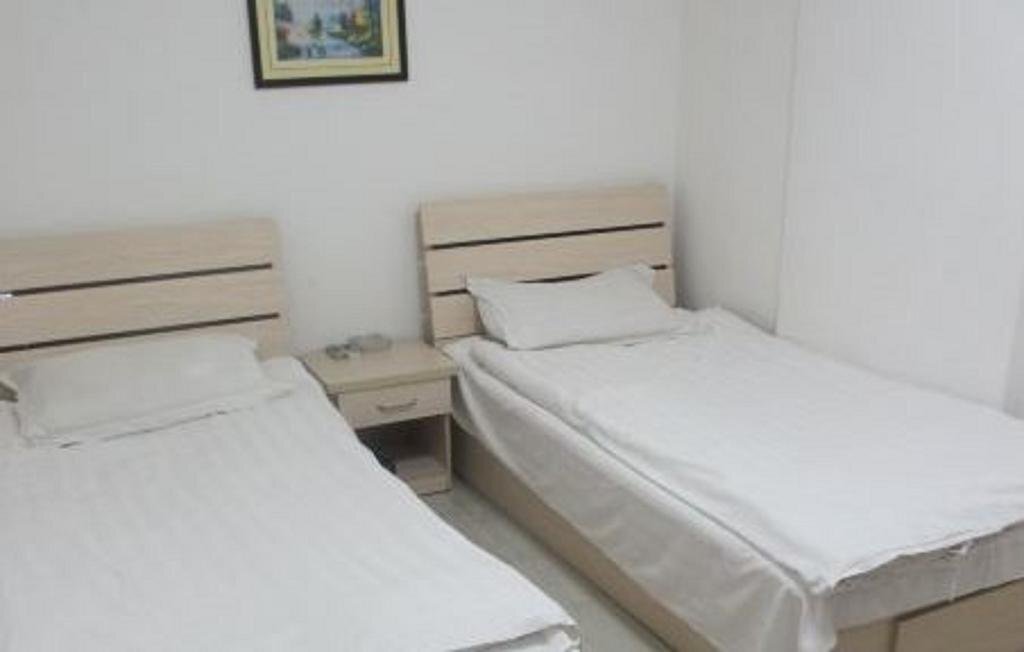 Даньдун: Dandong Kuandian Express Hotel