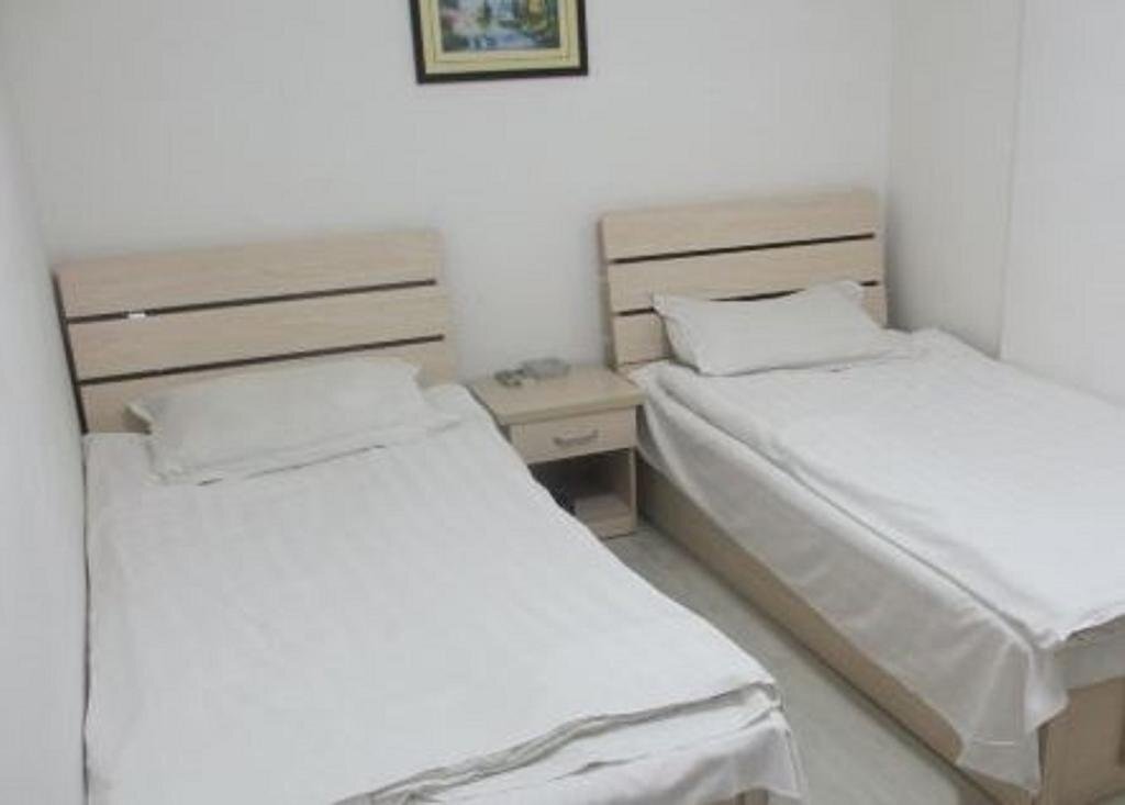 Даньдун: Dandong Kuandian Express Hotel