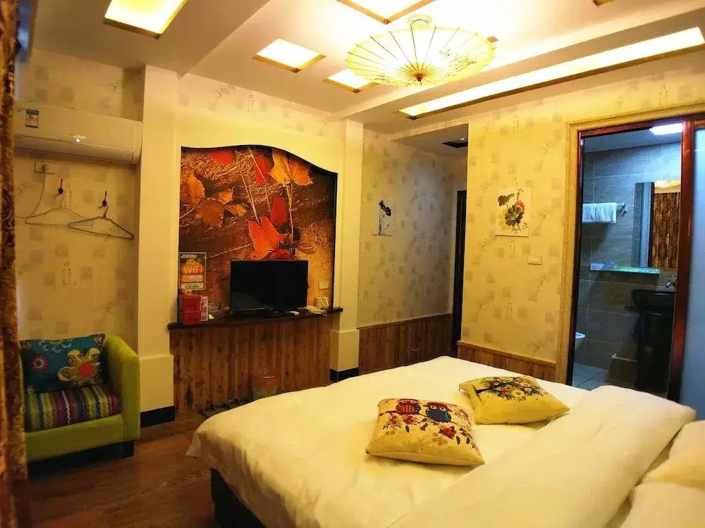 Цзясинь: Wuzhen Guyun Qianxun Inn