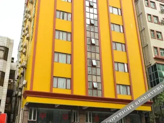 Дунгуань: 8 Inns Dongguan Chang'an Lianfeng Branch