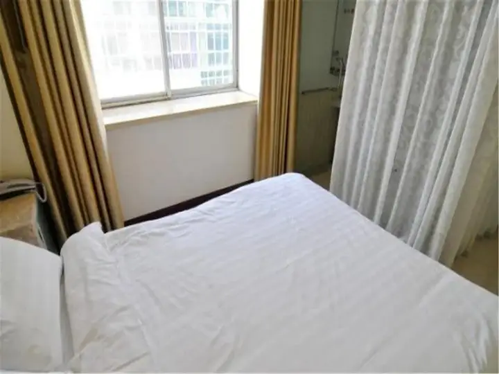 Циндао: Kelinning Hotel Qingdao East Jialingjiang Road