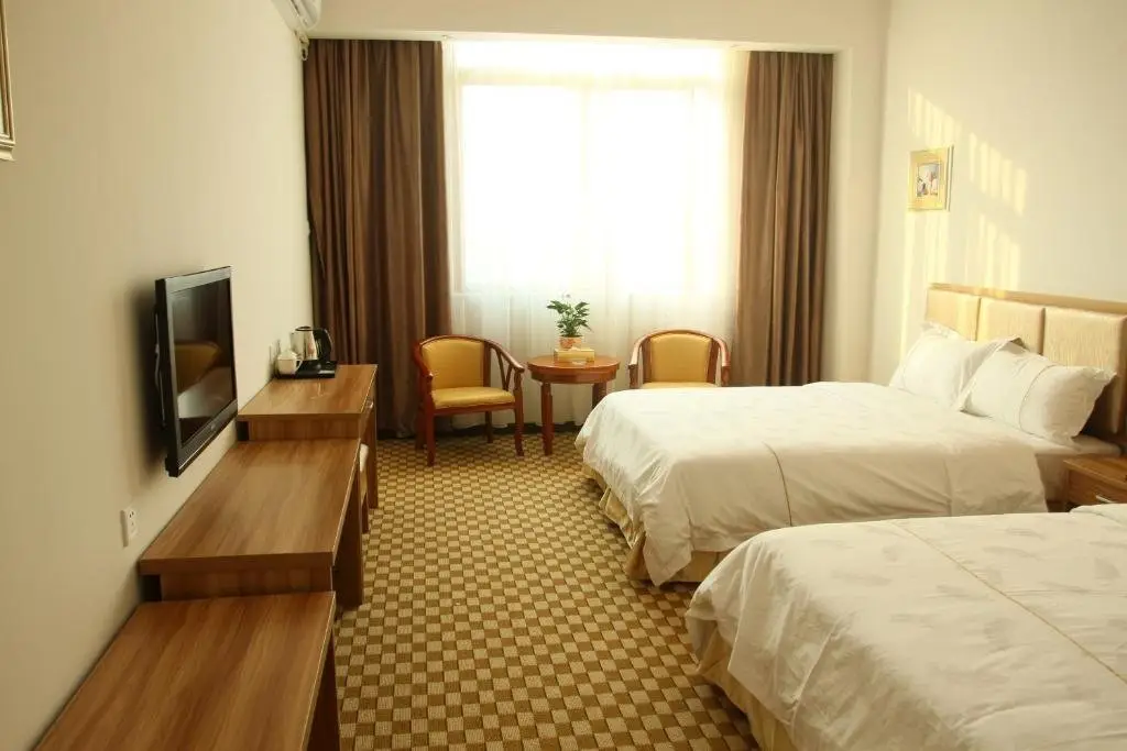 Фошань: Foshan Jinyu Business Hotel