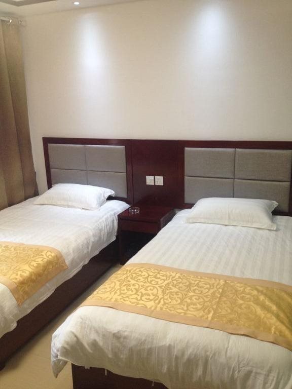Чичжоу: Mount Jiuhua Yijialou Hotel