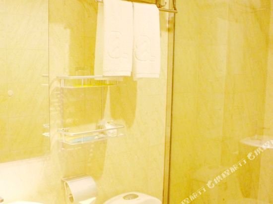 Чжаньцзян: 8 Inns Zhanjiang Dingsheng Plaza Branch