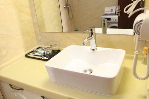 Тайюань: Taiyuan Zitai Aparthotel