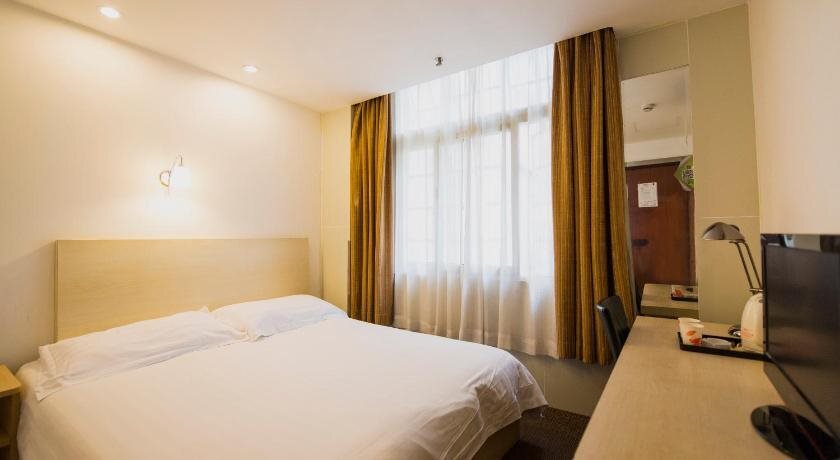 Ордос: Dongwei Hotel