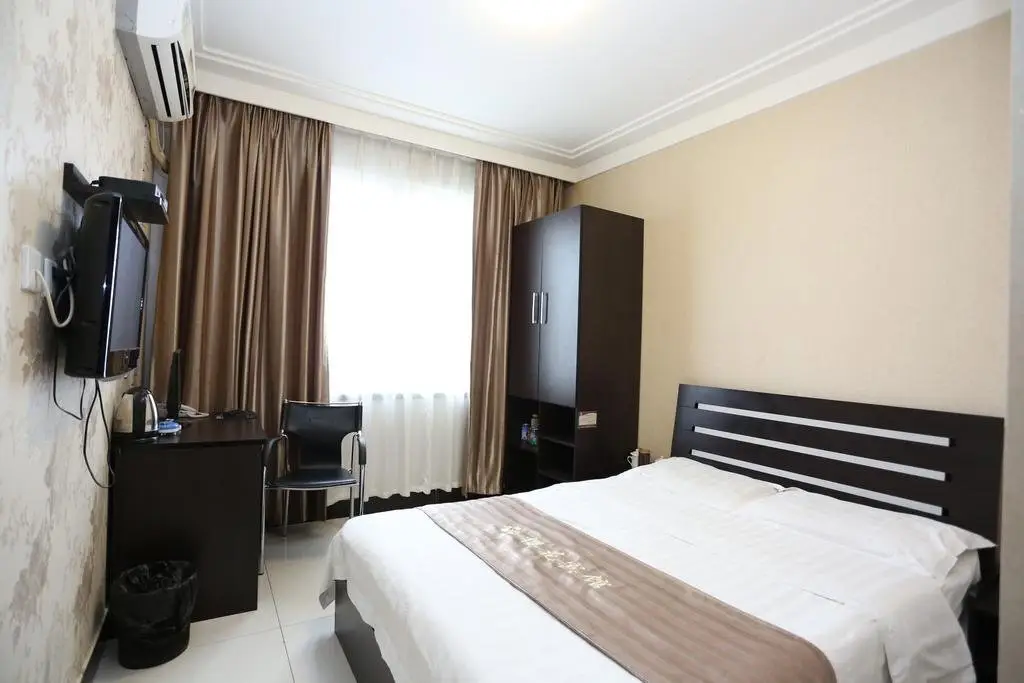 Даньдун: Dandong Donggang Sukura Hotel