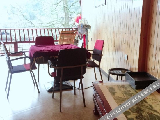 Яань: Yashang Inn