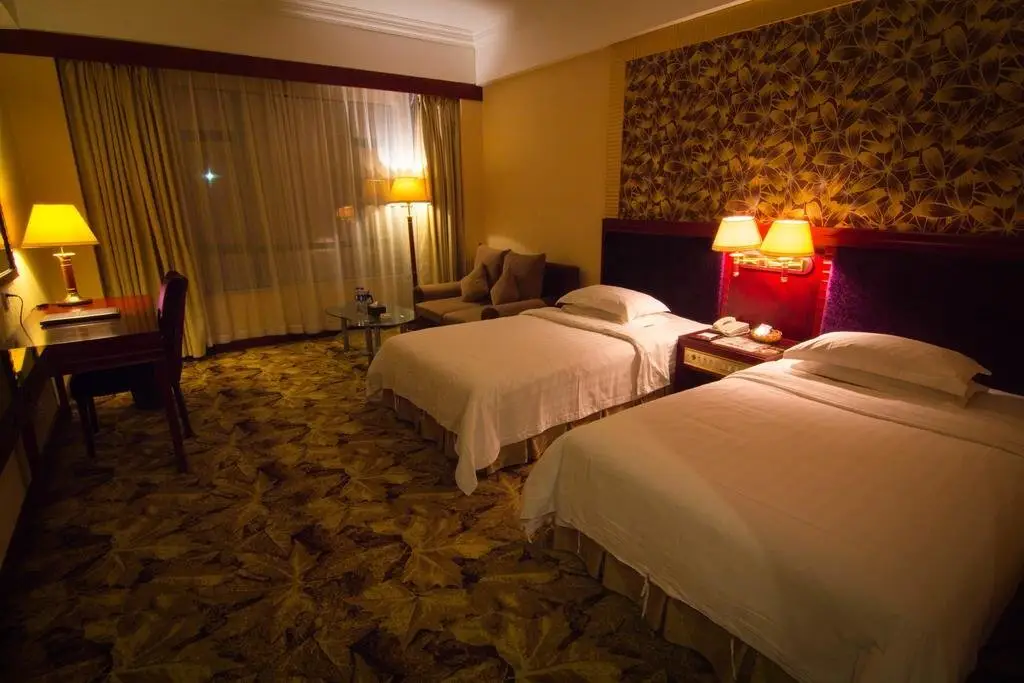 Дунгуань: Changping Fulong Hotel