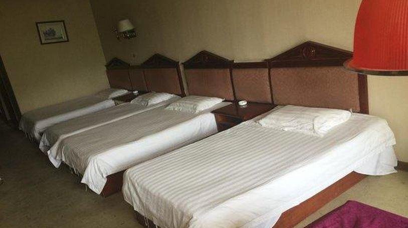 Даньдун: Dongxing Hotel