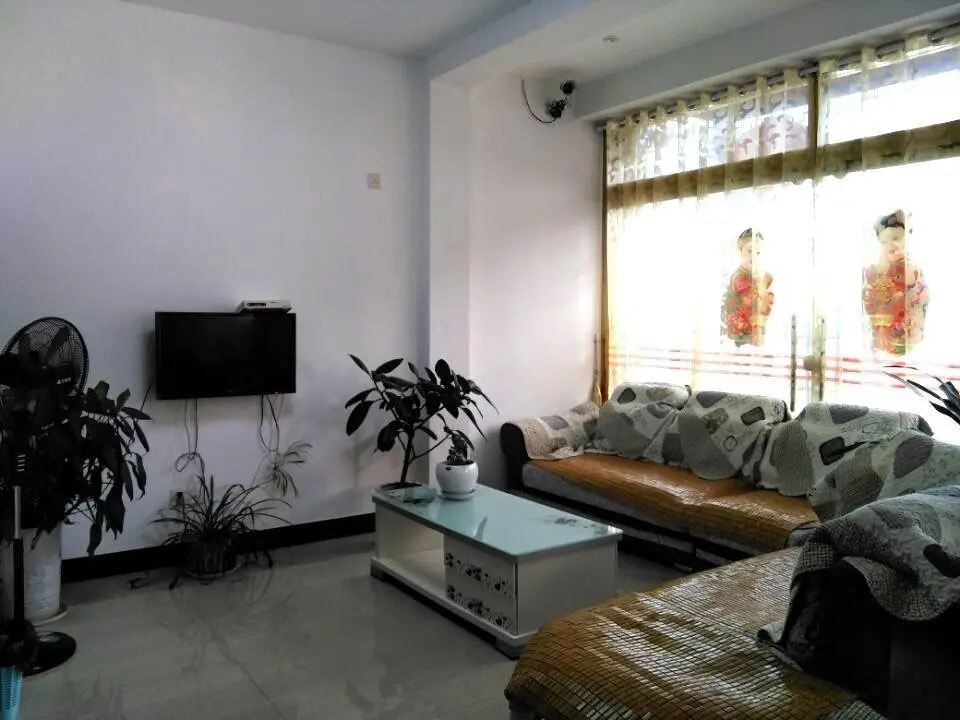 Чичжоу: Jiu Hua Mountain Zhong Hua Ge Inn