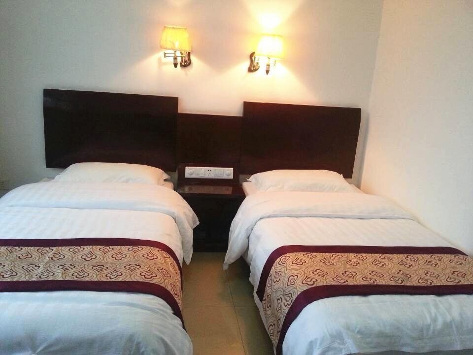Чичжоу: Jiu Hua Mountain Zhong Hua Ge Inn