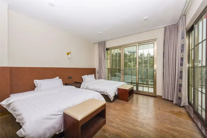Гуанчжоу: Conghua Hotspring Villa