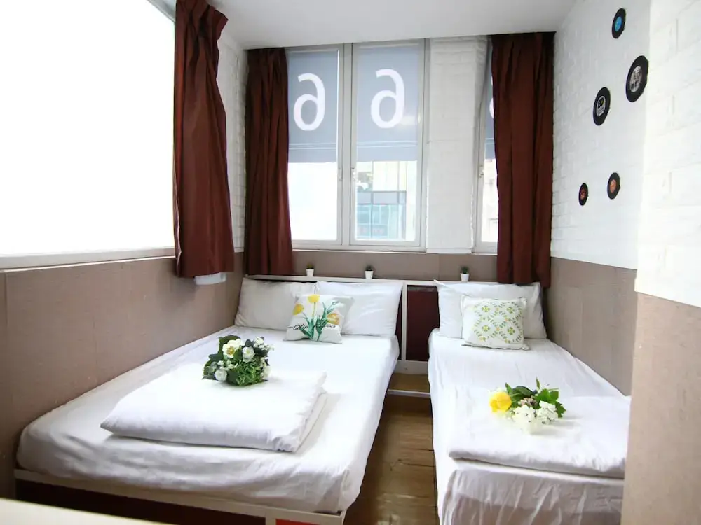 Гонконг: National Inn