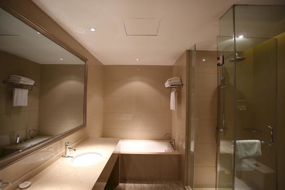 Ханчжоу: Hangzhou Pinjiang Business Hotel