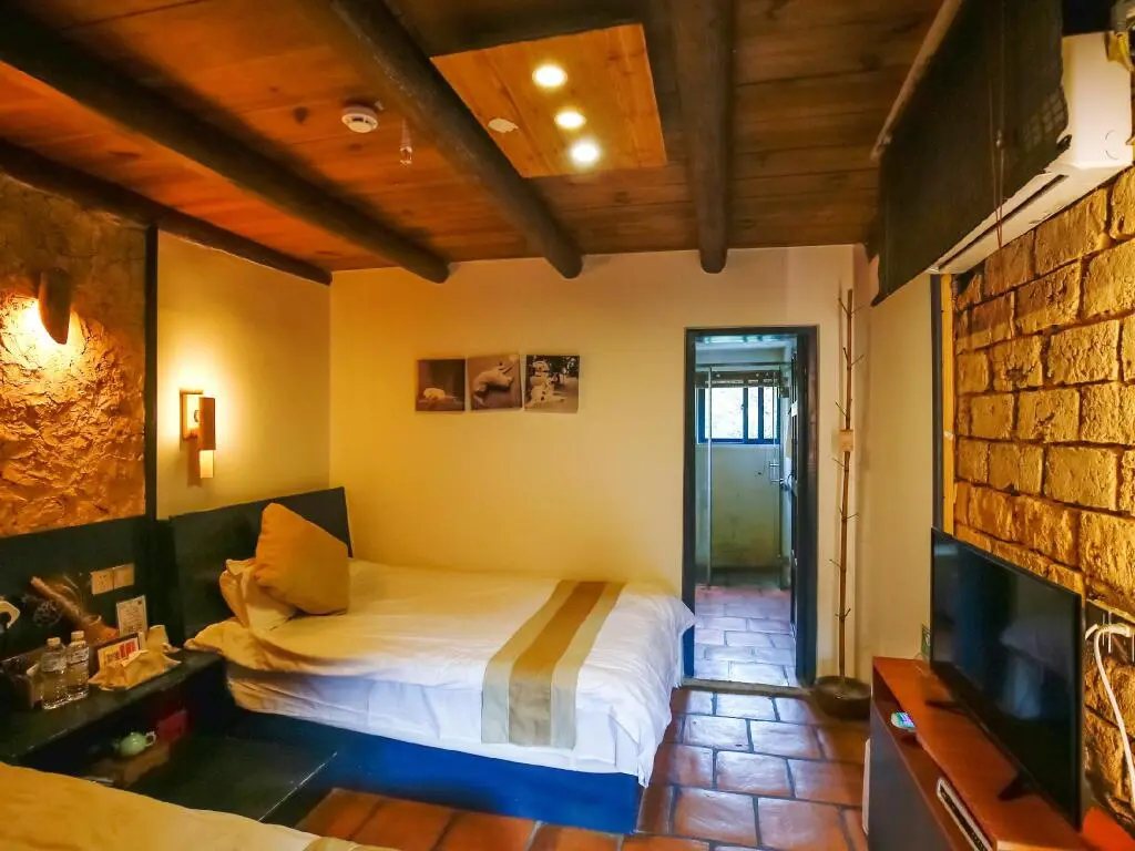 Жангжоу: Nanjing Tulou Herongzhuang Inn