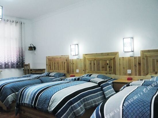 Сянси: Jinshi Alley Inn Fenghuang