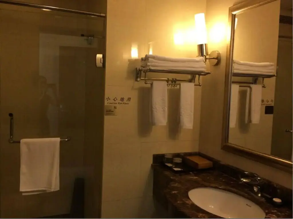 Гуанчжоу: Kyriad Hotel Guangzhou Panyu Aoyuan Plaza