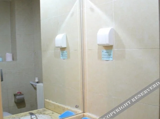 Циндао: Qingdao Hengrui Zhizun International Serviced Apartment