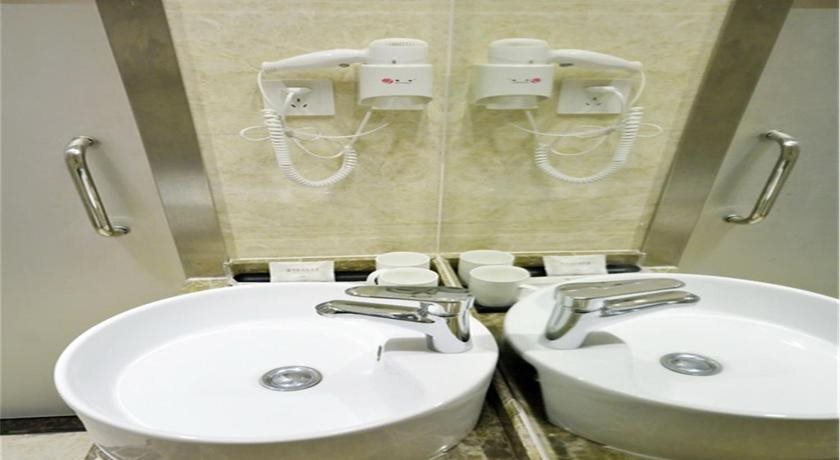 Гуанчжоу: Guangzhou Fucheng Business Hotel