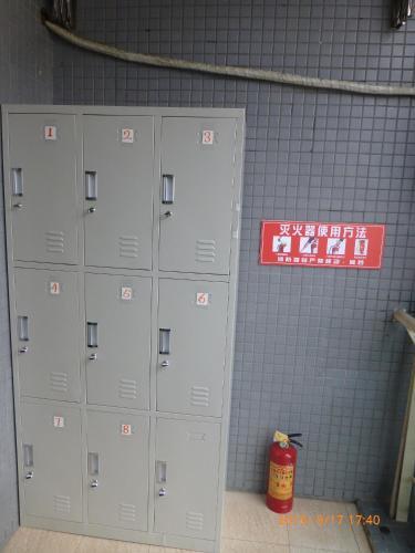 Лешан: Leshan Seven Days Sunshine Student Apartment