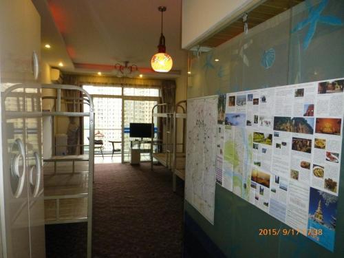 Лешан: Leshan Seven Days Sunshine Student Apartment