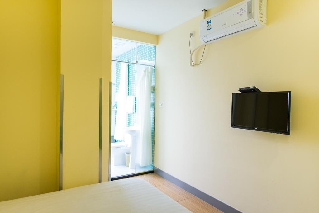 Таншань: Hi Inn Tangshan Wanda Plaza