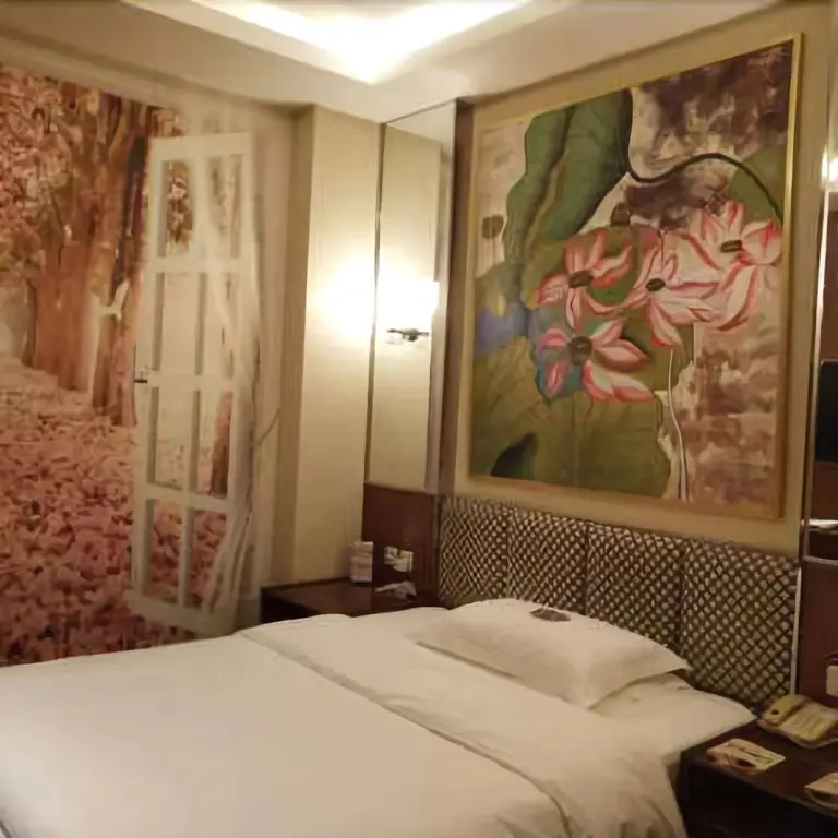 Хух-Хото: Hohhot Header Hotel