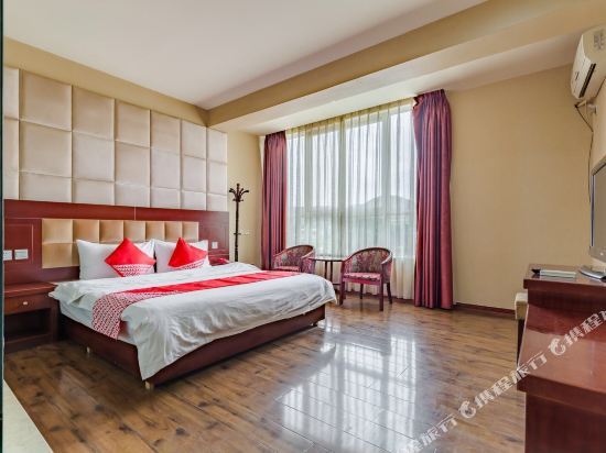 Xichang Red 8 Hotel — фото 1