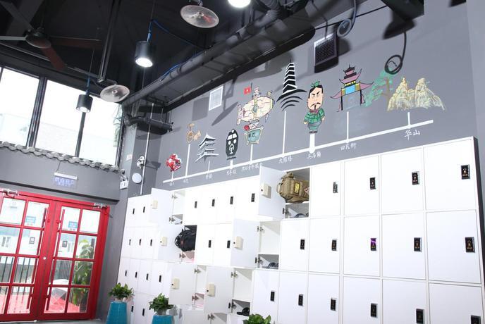 Сиань: Xian Black Stone Capsule Youth Hostel