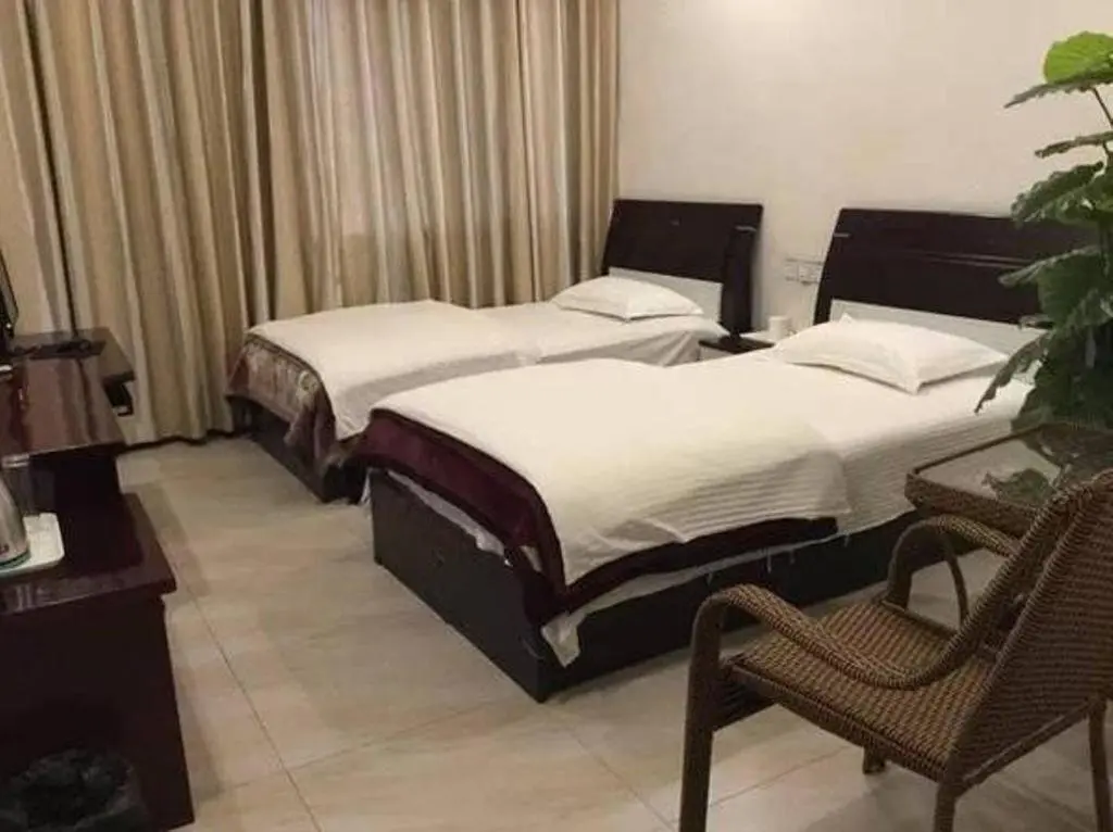 Мяньян: An County Zhengxing Business Hotel