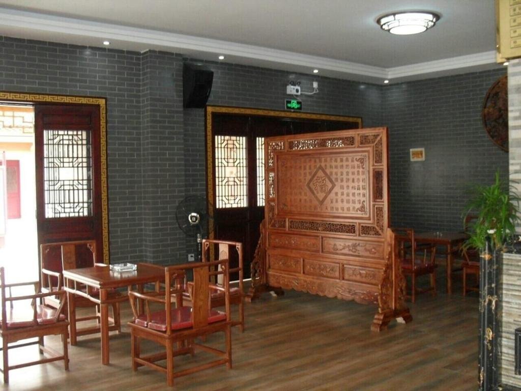 Chizhou Xiaocunzhilian Business Hotel — фото 1
