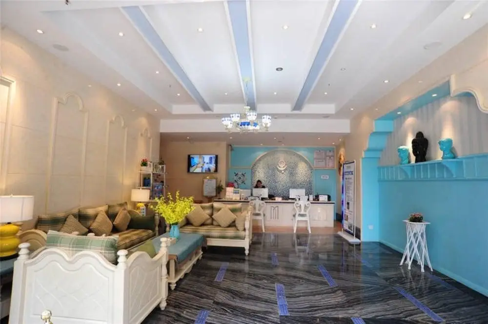 Чэнду: Zhixiang Holiday Inn