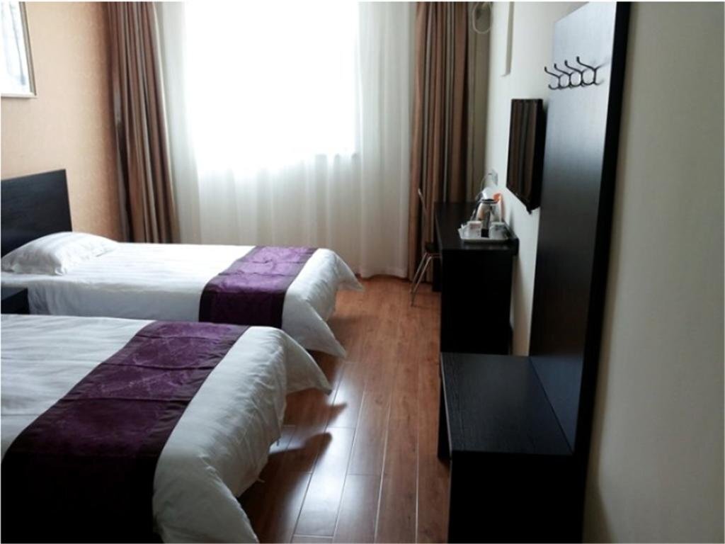 Линьи: City 118 Linyi Cangshan Nanhuan Road Branch