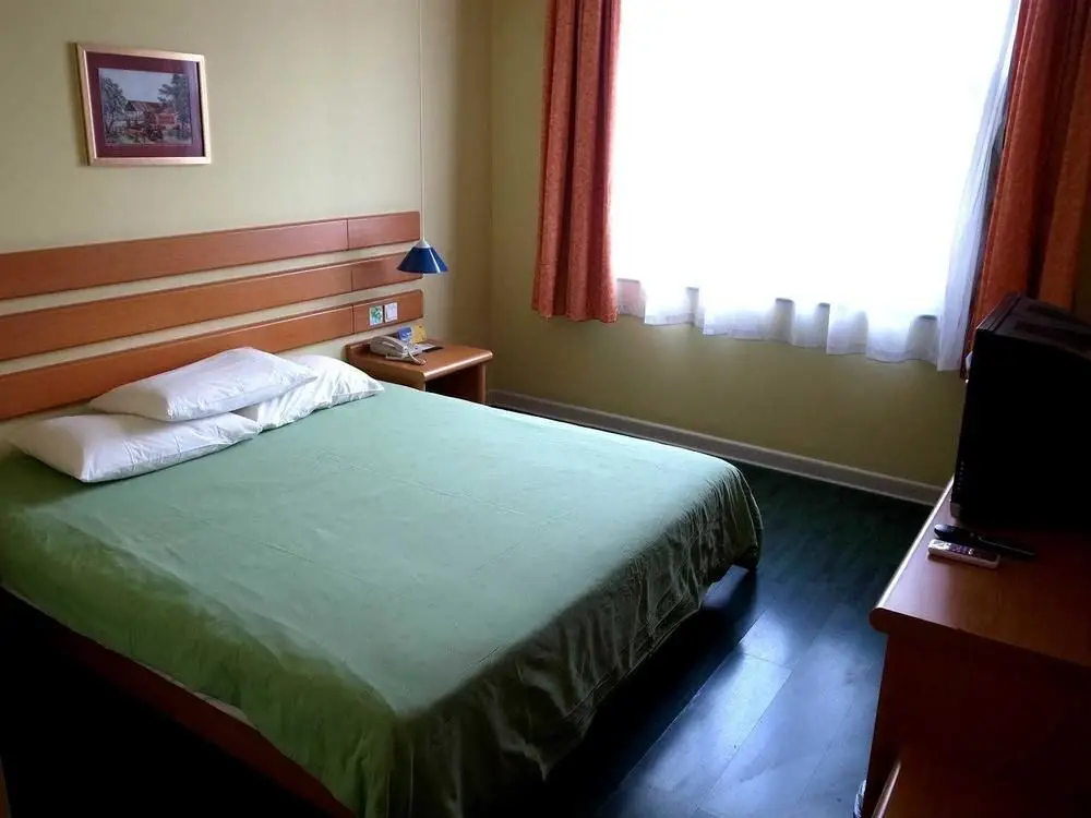 Куньмин: Home Inn (Kunming Jianshe Road)