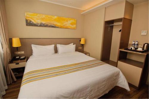 Сиань: Home Inn Plus Xi'An Bell Tower South Avenue
