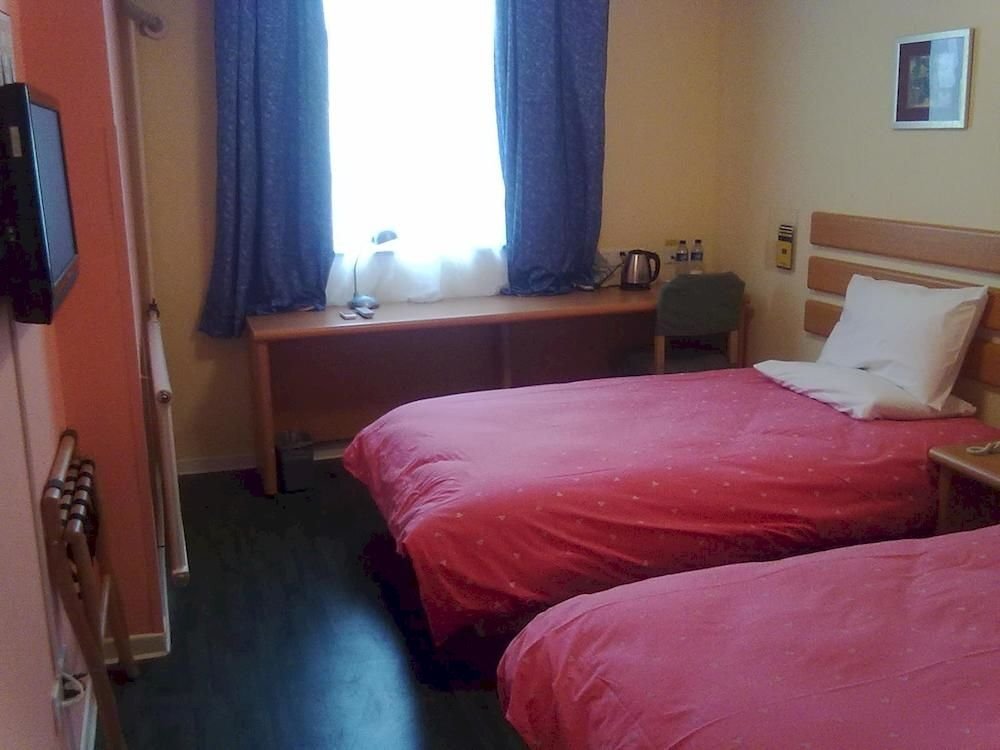 Урумчи: Home Inn Urumuqi Changjiang Road Jing'Er Road