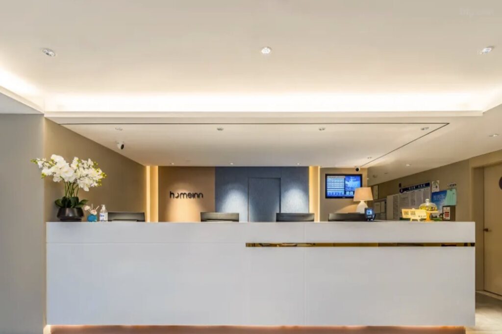 Home Inn Dongfeng Square — фото 1