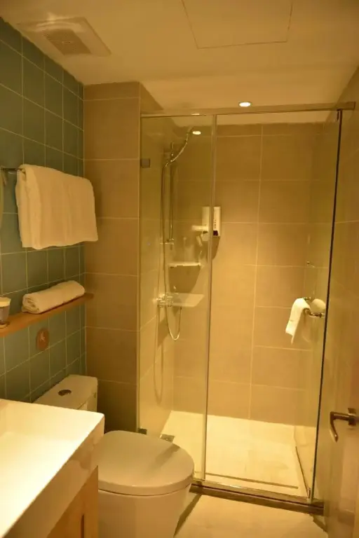 Наньчан: Home Inn Nanchang Bayi Square