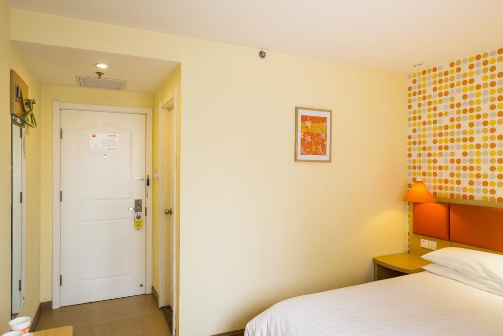 Наньчан: Home Inn Nanchang Bayi Square Shengzhengfu