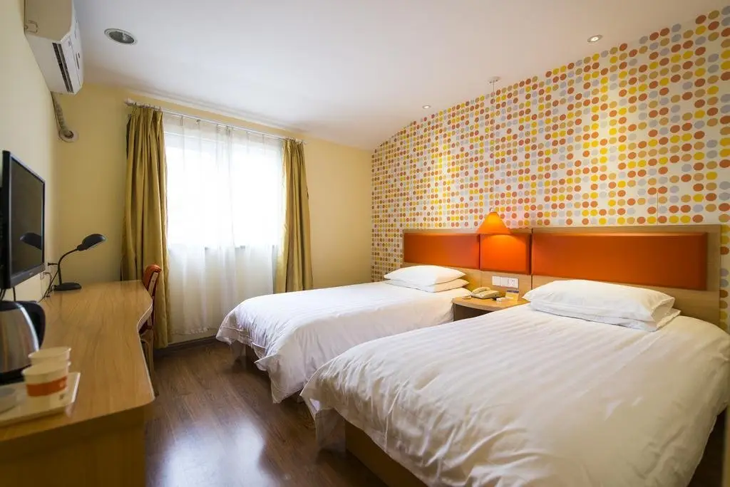 Наньчан: Home Inn Nanchang Bayi Square Shengzhengfu
