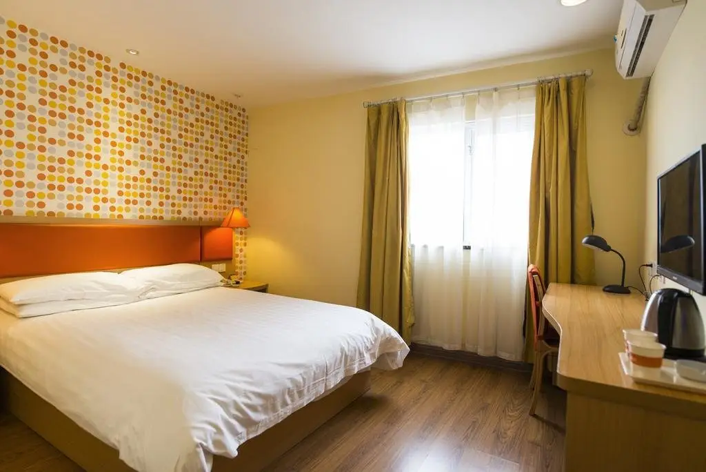 Home Inn Nanchang Honggutan Middle Fenghuang Avenue Wanda Plaza — фото 1