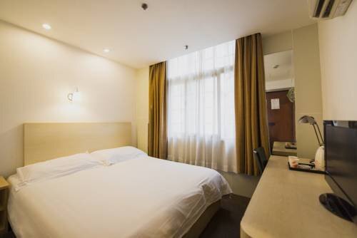 Ханчжоу: Motel Hangzhou Wulin Square Metro Station