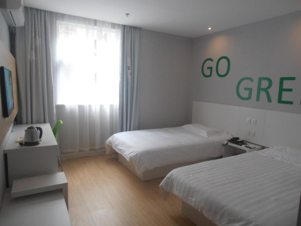 Куньмин: Motel 168 Kunming Railway Station Huancheng South Road