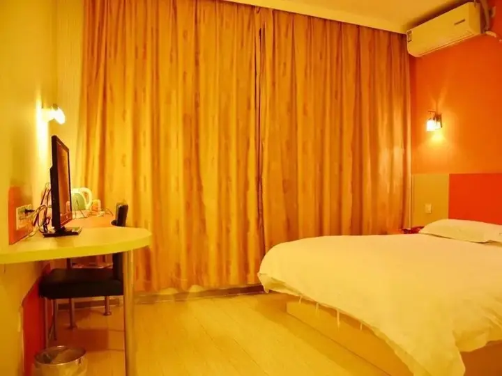 Шанхай: Motel 168 Shanghai South Railway Station