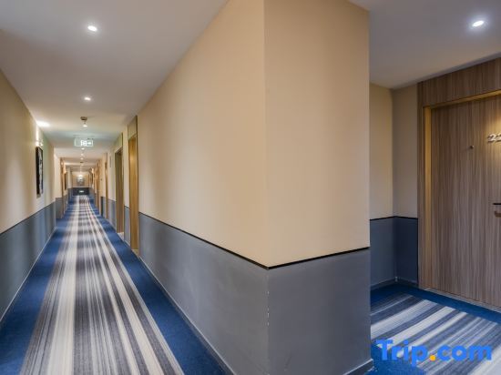 Шанхай: Motel Shanghai Xintiandi Xujiahui Road