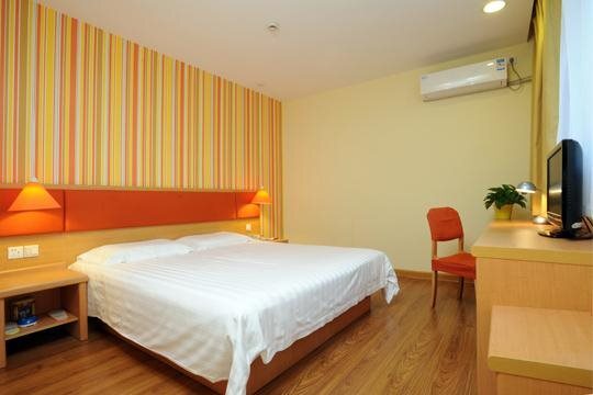 Шанхай: Motel 168 Si Ping Road Inn