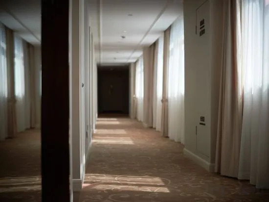 Шанхай: Polysheron Hotel Shanghai Jinshan Bailian City Beach