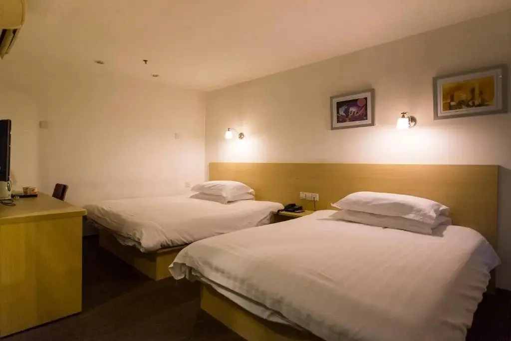 Ухань: Motel Wuhan Hankou Railway Station Square